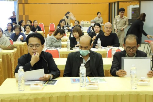 ทน.แม่สอด จัดโครงการฝึกอบรม ส่งเสริมเทิดทูนสถาบันชาติ ศาสนา พระมหากษัตริย์ นำประชาชนเข้าเฝ้าฯ กราบบังคมพระบรมศพ สมเด็จพระนางเจ้าสิริกิติ์ พระบรมราชินีนาถ พระบรมราชชนนีพันปีหลวงและศึกษาดูงานพระราชกรณีกิจ