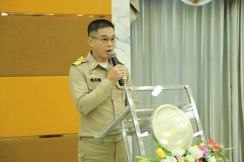 ทน.แม่สอด จัดโครงการฝึกอบรม ส่งเสริมเทิดทูนสถาบันชาติ ศาสนา พระมหากษัตริย์ นำประชาชนเข้าเฝ้าฯ กราบบังคมพระบรมศพ สมเด็จพระนางเจ้าสิริกิติ์ พระบรมราชินีนาถ พระบรมราชชนนีพันปีหลวงและศึกษาดูงานพระราชกรณีกิจ