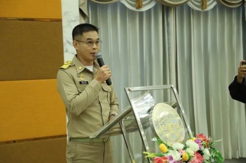 ทน.แม่สอด จัดโครงการฝึกอบรม ส่งเสริมเทิดทูนสถาบันชาติ ศาสนา พระมหากษัตริย์ นำประชาชนเข้าเฝ้าฯ กราบบังคมพระบรมศพ สมเด็จพระนางเจ้าสิริกิติ์ พระบรมราชินีนาถ พระบรมราชชนนีพันปีหลวงและศึกษาดูงานพระราชกรณีกิจ