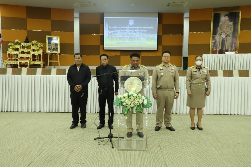 ทน.แม่สอด จัดโครงการฝึกอบรม ส่งเสริมเทิดทูนสถาบันชาติ ศาสนา พระมหากษัตริย์ นำประชาชนเข้าเฝ้าฯ กราบบังคมพระบรมศพ สมเด็จพระนางเจ้าสิริกิติ์ พระบรมราชินีนาถ พระบรมราชชนนีพันปีหลวงและศึกษาดูงานพระราชกรณีกิจ