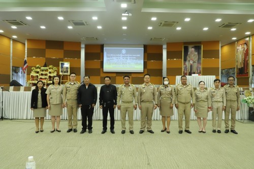 ทน.แม่สอด จัดโครงการฝึกอบรม ส่งเสริมเทิดทูนสถาบันชาติ ศาสนา พระมหากษัตริย์ นำประชาชนเข้าเฝ้าฯ กราบบังคมพระบรมศพ สมเด็จพระนางเจ้าสิริกิติ์ พระบรมราชินีนาถ พระบรมราชชนนีพันปีหลวงและศึกษาดูงานพระราชกรณีกิจ