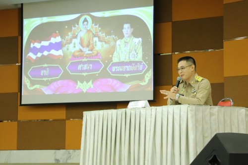 ทน.แม่สอด จัดโครงการฝึกอบรม ส่งเสริมเทิดทูนสถาบันชาติ ศาสนา พระมหากษัตริย์ นำประชาชนเข้าเฝ้าฯ กราบบังคมพระบรมศพ สมเด็จพระนางเจ้าสิริกิติ์ พระบรมราชินีนาถ พระบรมราชชนนีพันปีหลวงและศึกษาดูงานพระราชกรณีกิจ