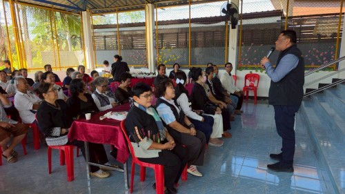 ทน.แม่สอด เข้าร่วมการจัดกิจกรรมประชุมผู้สูงอายุชุมชนแม่สอดวิลล่า ประจำเดือนธันวาคม 2568