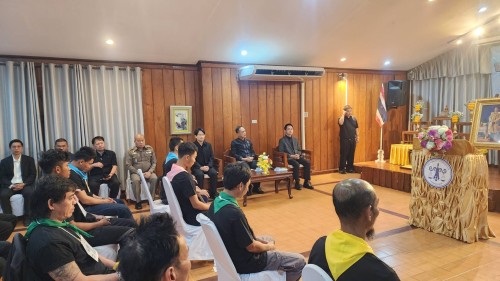 ทน.แม่สอด เข้าร่วมพิธีเปิดโครงการสานสัมพันธ์ น้อง - พี่เสริมพลังต้านยาเสพติด รุ่นที่ 1 ประจำปีงบประมาณ พ.ศ. 2569 