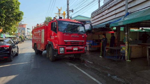 เทศบาลนครแม่สอด ลงพื้นที่ทำความสะอาดตลาดสดบ้านเหนือ เพื่อความสะอาดปลอดภัยถูกสุขอนามัย