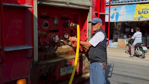เทศบาลนครแม่สอด ลงพื้นที่ทำความสะอาดตลาดสดบ้านเหนือ เพื่อความสะอาดปลอดภัยถูกสุขอนามัย