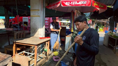 เทศบาลนครแม่สอด ลงพื้นที่ทำความสะอาดตลาดสดบ้านเหนือ เพื่อความสะอาดปลอดภัยถูกสุขอนามัย