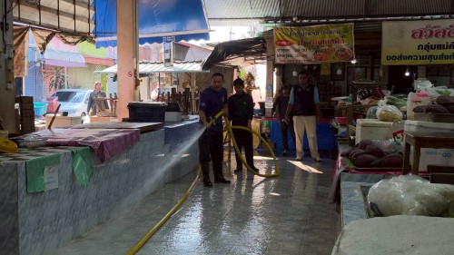 เทศบาลนครแม่สอด ลงพื้นที่ทำความสะอาดตลาดสดบ้านเหนือ เพื่อความสะอาดปลอดภัยถูกสุขอนามัย
