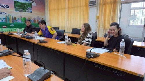 ทน.แม่สอด ประชุมหารือแนวทางและทำข้อตกลง (MOU) ร่วมกับชมรมแม่สอดแบดมินตัน