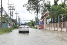 12-09-54  น้ำท่วมแม่สอดอย่างหนัก