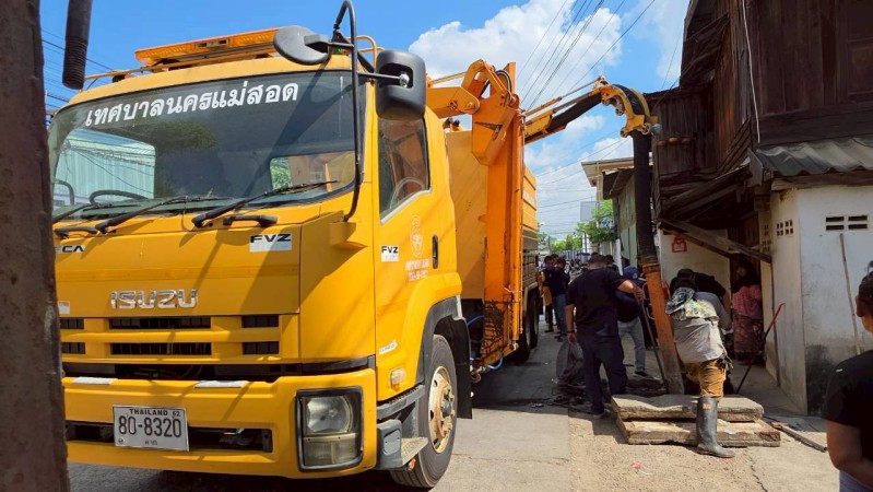 LINE_ALBUM_2532026_260409_7