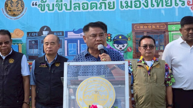 LINE_ALBUM_ภารกิจเพื่อประชาชน_260410_3