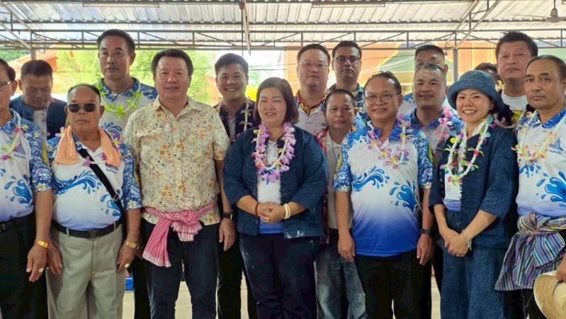 LINE_ALBUM_18042026_260420_74