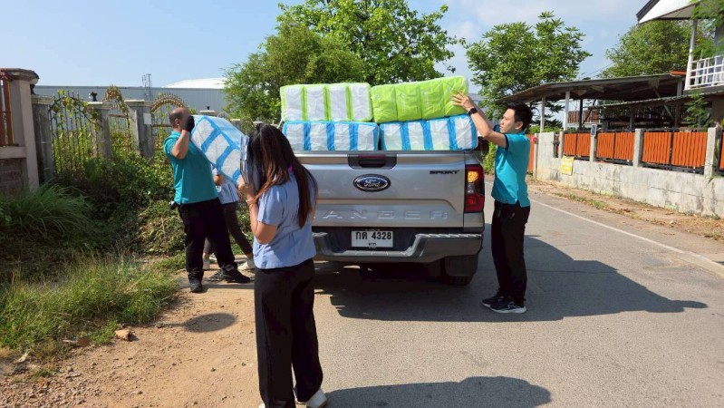 LINE_ALBUM_2842026_260428_1