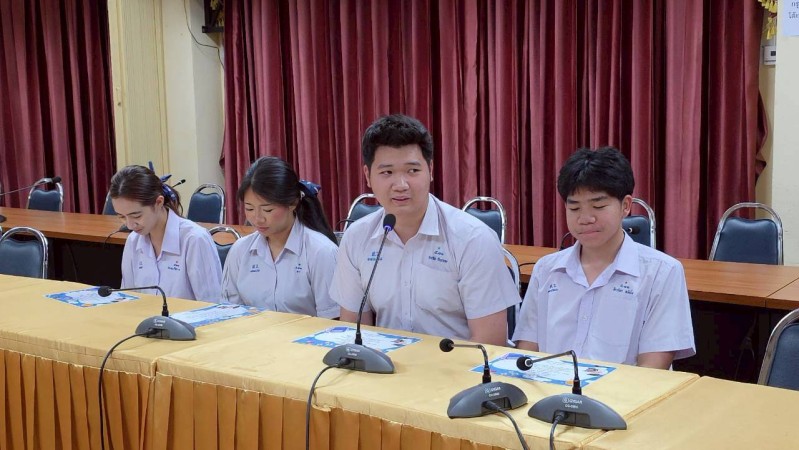 LINE_ALBUM_18042026_260429_8