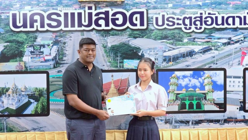 LINE_ALBUM_18042026_260429_30